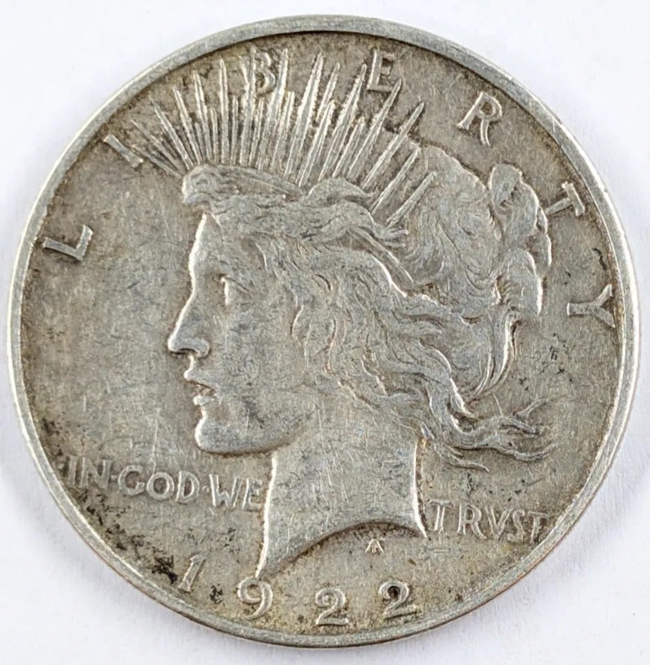 1922-D Silver Peace Dollar: _