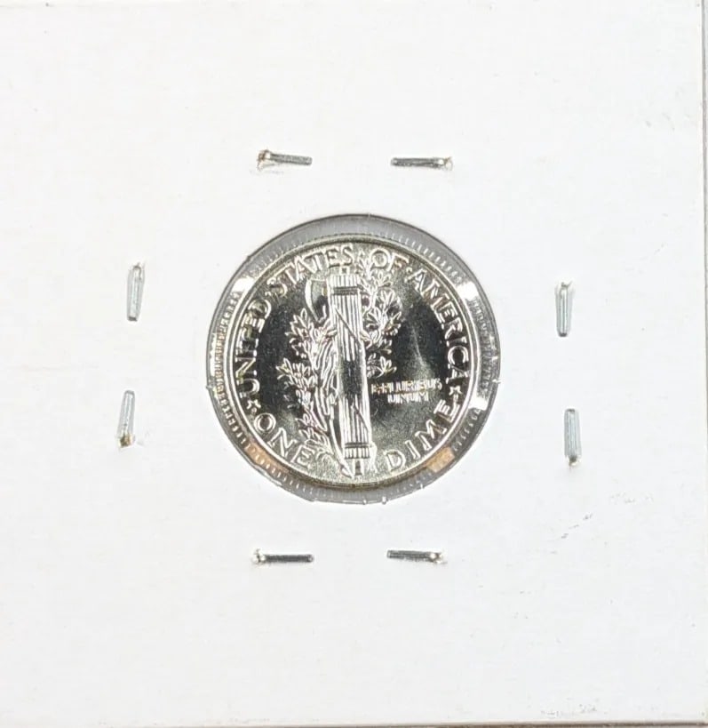 FEATURE- 1945 Uncirculated Silver Mercury Dime - 2
