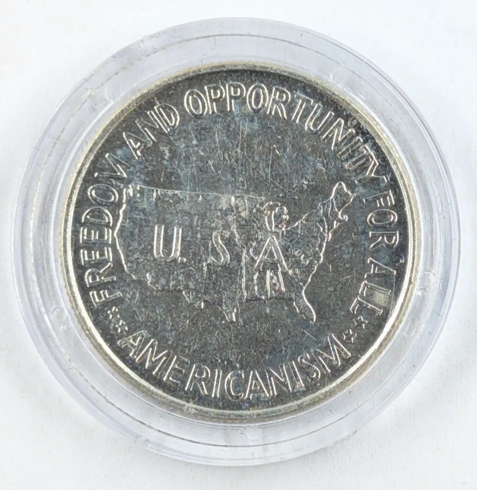 1951 Uncirculated Silver Carver Washington Half Dollar - 2