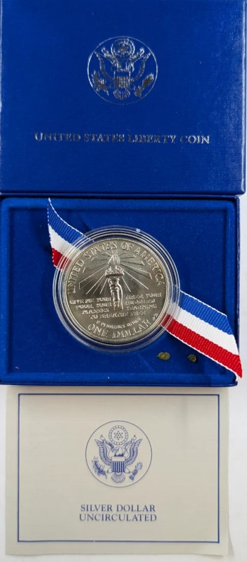 1986 Uncirculated Silver Statue of Liberty Commemorative Dollar: _