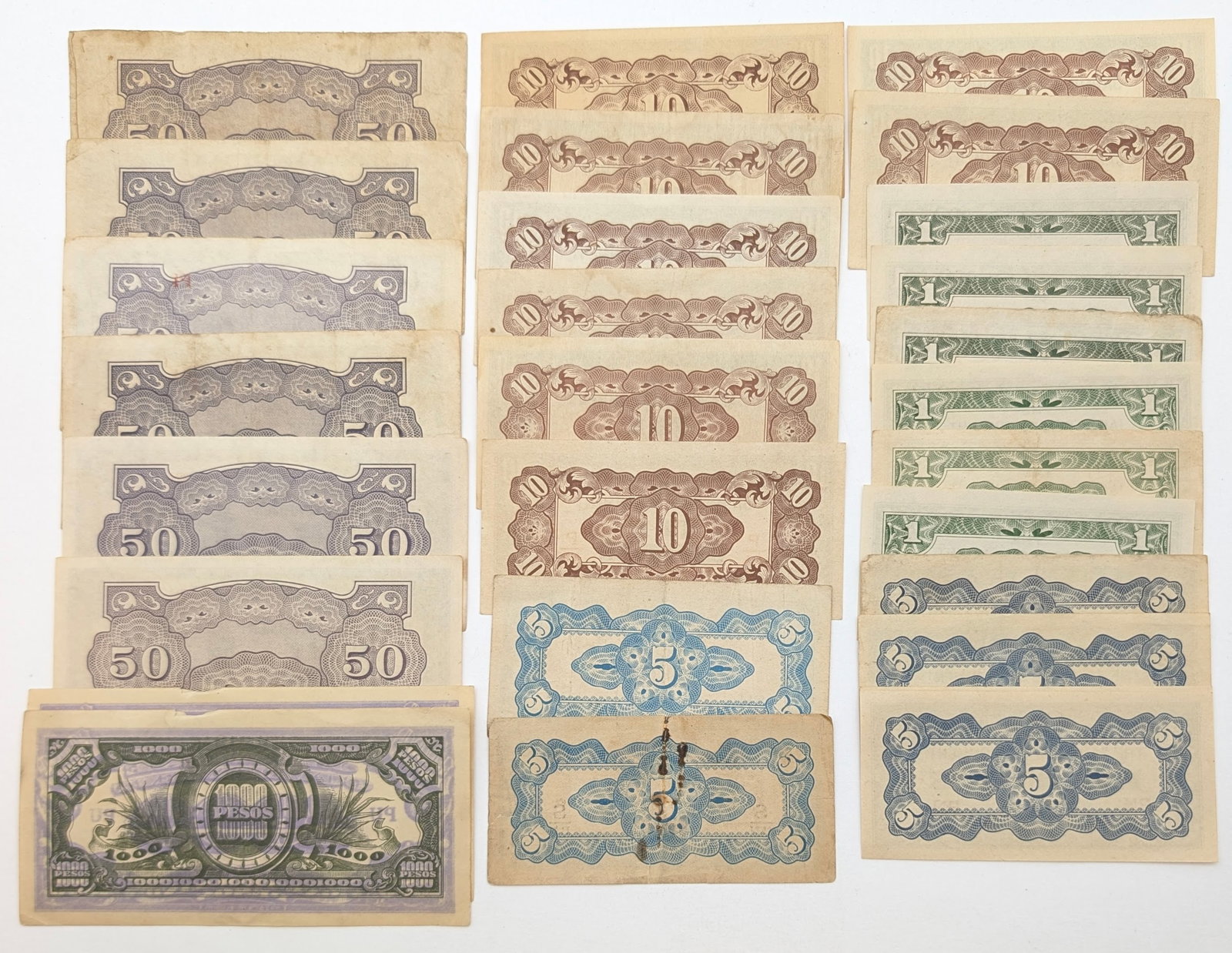 Large Lot of Japanese Centavos Banknotes - 2