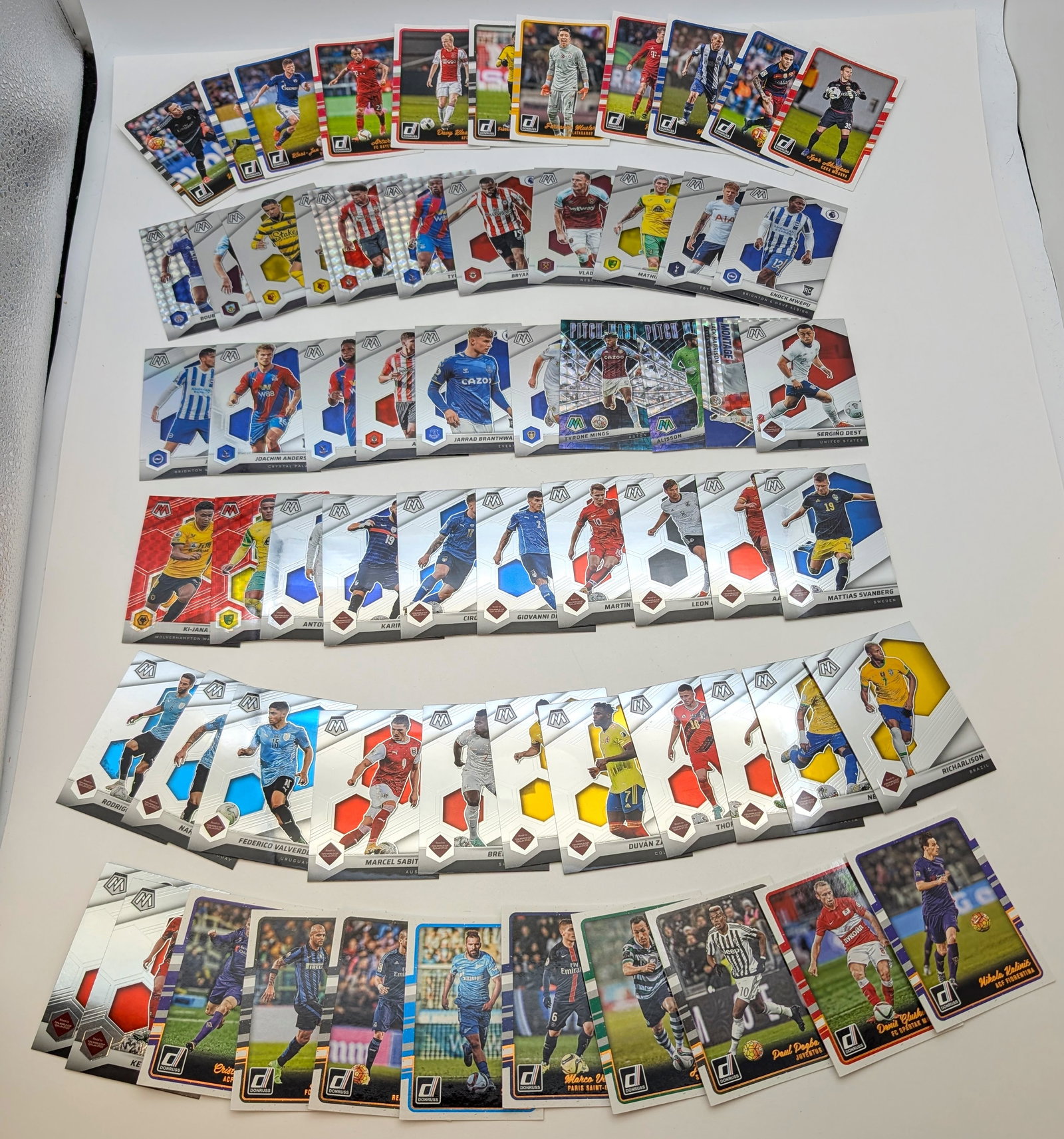 Large Lot of Panini Mosaic Road to FIFA World Cup Trading Cards - 2
