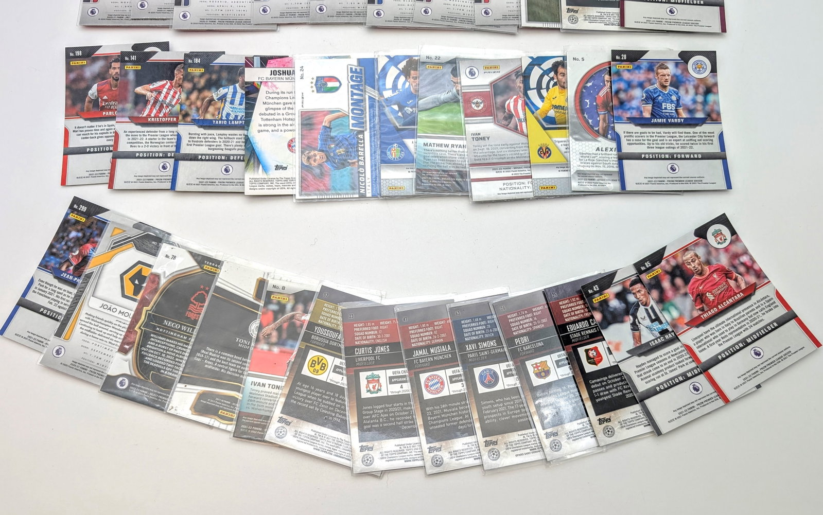 Large Lot of Panini Mosaic Road to FIFA World Cup Trading Cards - 6