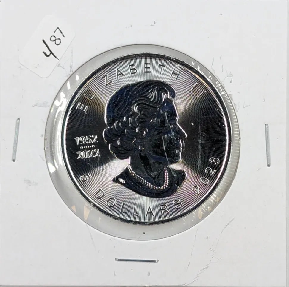 1 Ounce Fine .999 Silver Round- 2023 Canadian Maple Leaf: _