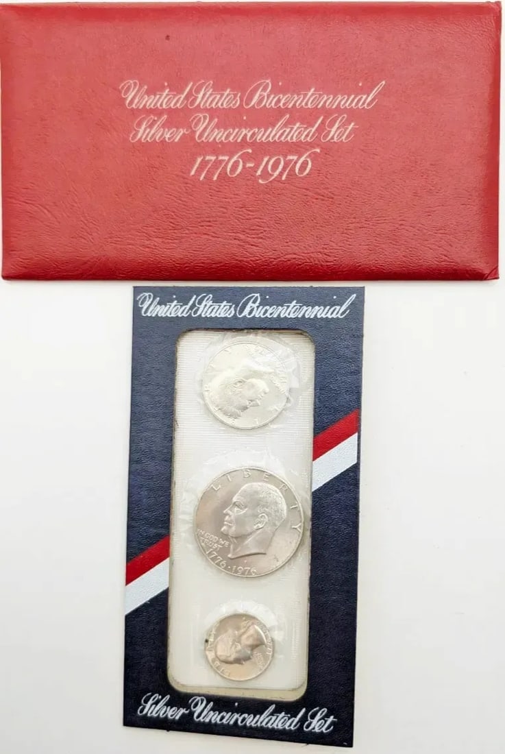1976 US Mint Bicentennial Silver Uncirculated 3-Coin Set: _