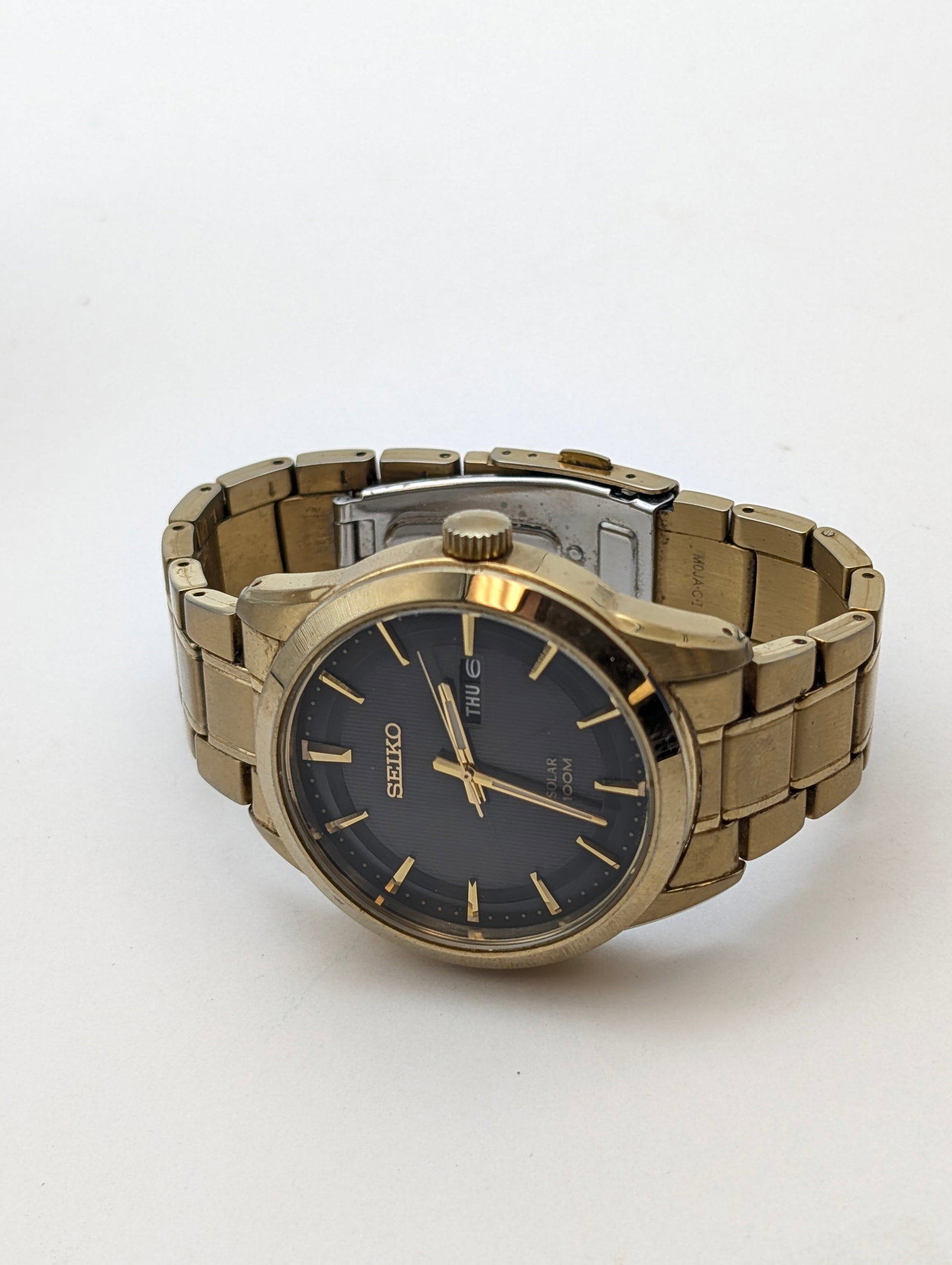 FEATURE - Seiko Gold Toned Watch - 4