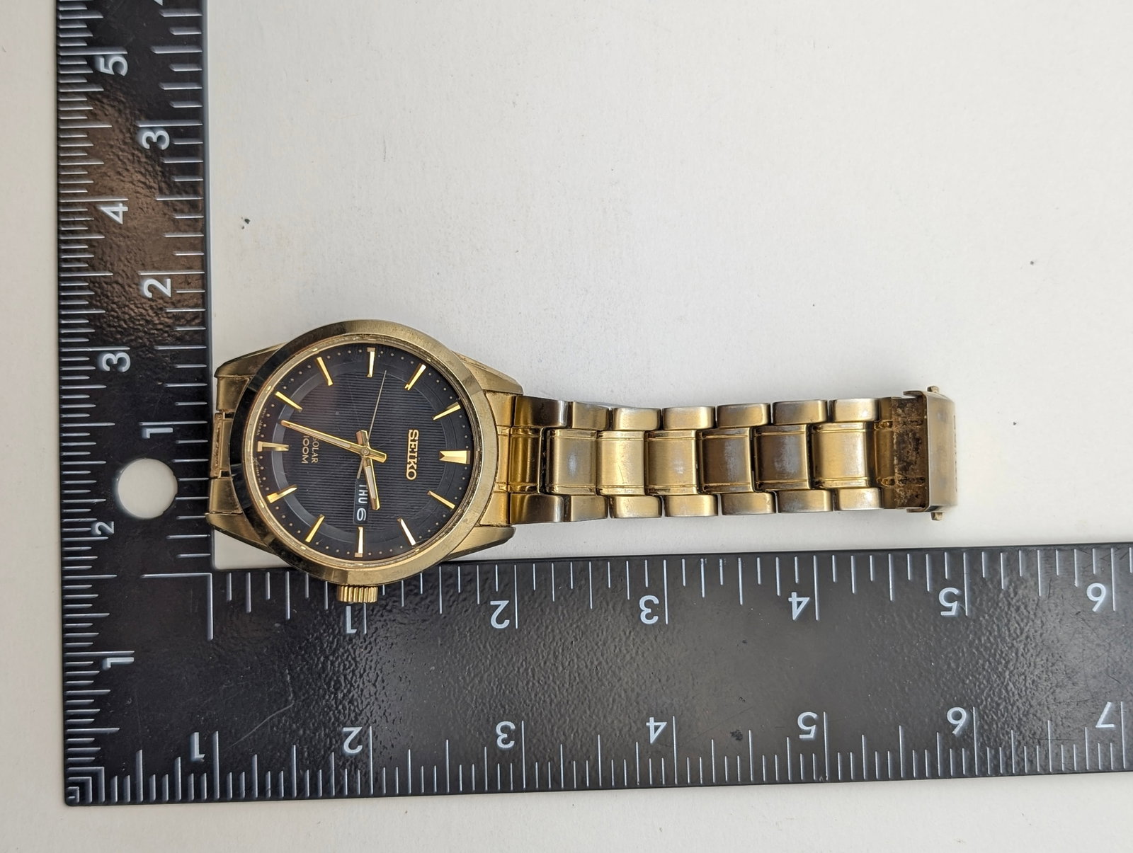 FEATURE - Seiko Gold Toned Watch - 6