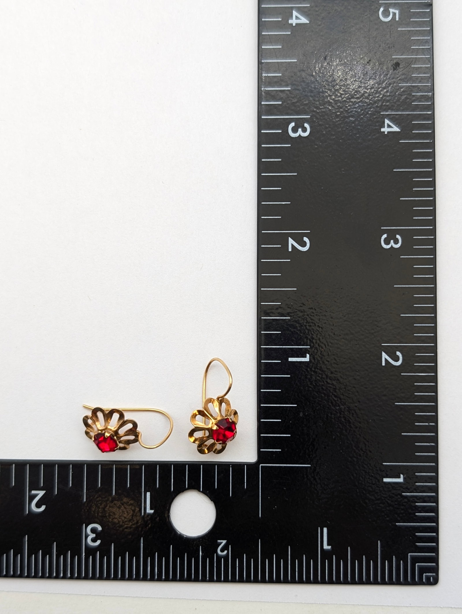 14k gold earrings with red center stones - 1.67 grams - 5