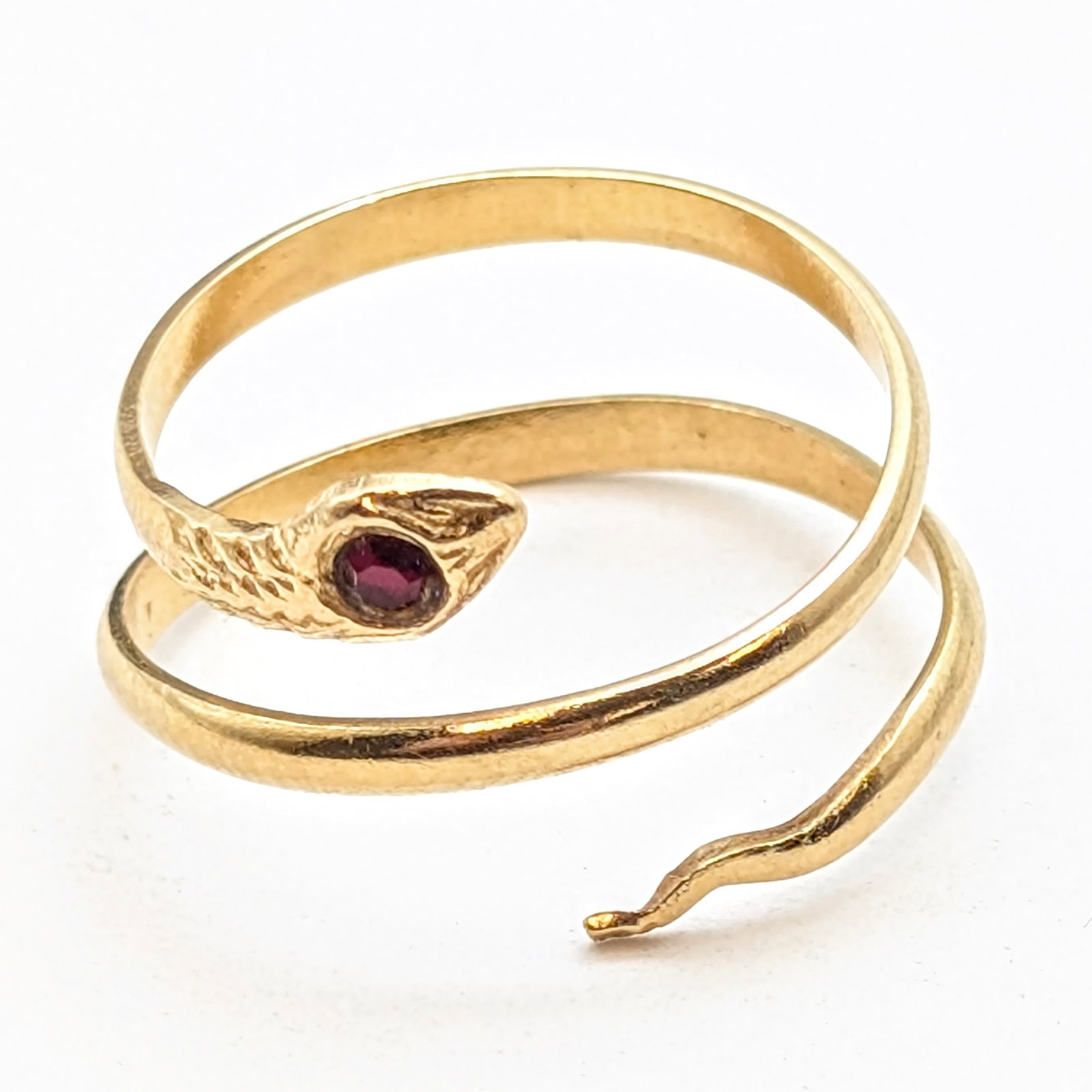 Vintage 14k Gold Coiled Snake Ring w/ Ruby Gemstone- 2.11g - 2