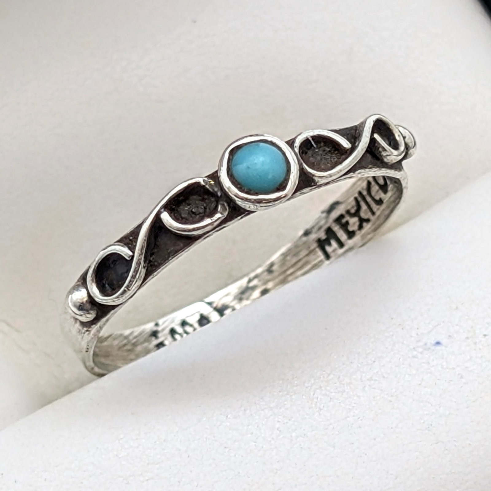 Vintage Mexican Sterling Silver Scroll Ring w/ Small Turquoise Stone - 2