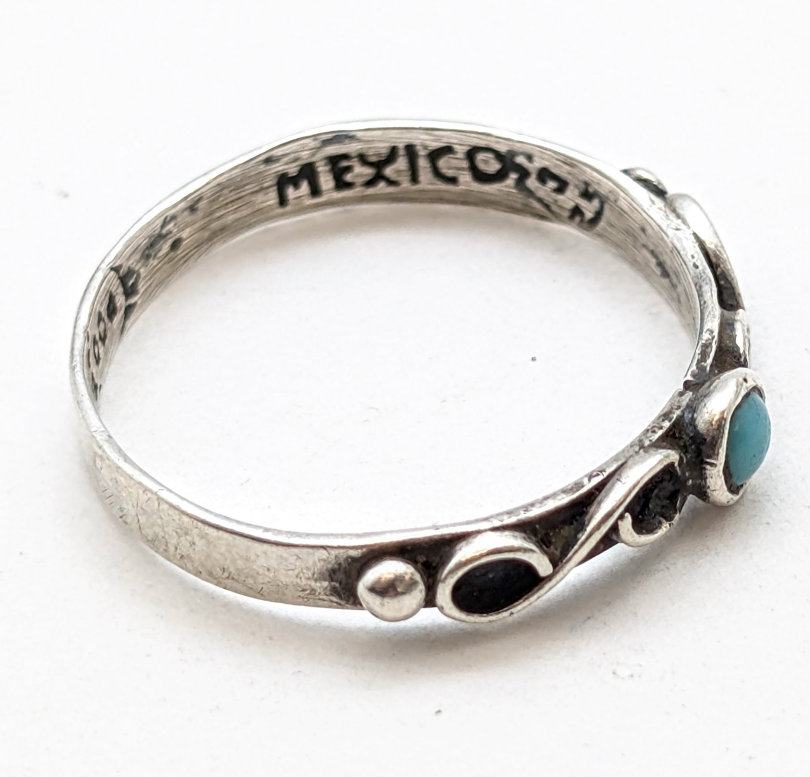 Vintage Mexican Sterling Silver Scroll Ring w/ Small Turquoise Stone - 3