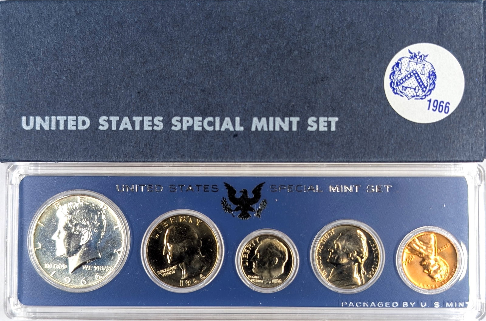 US Special Mint Set 1966 w/ Silver JFK Half: _