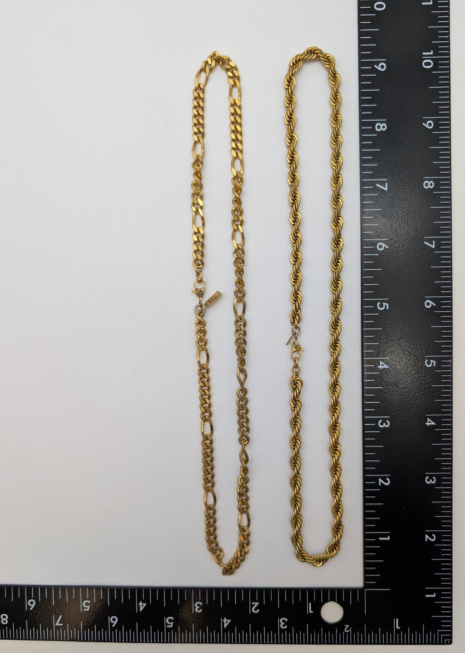 Lot of 2 Vintage Monet Gold Tone Necklaces - 6