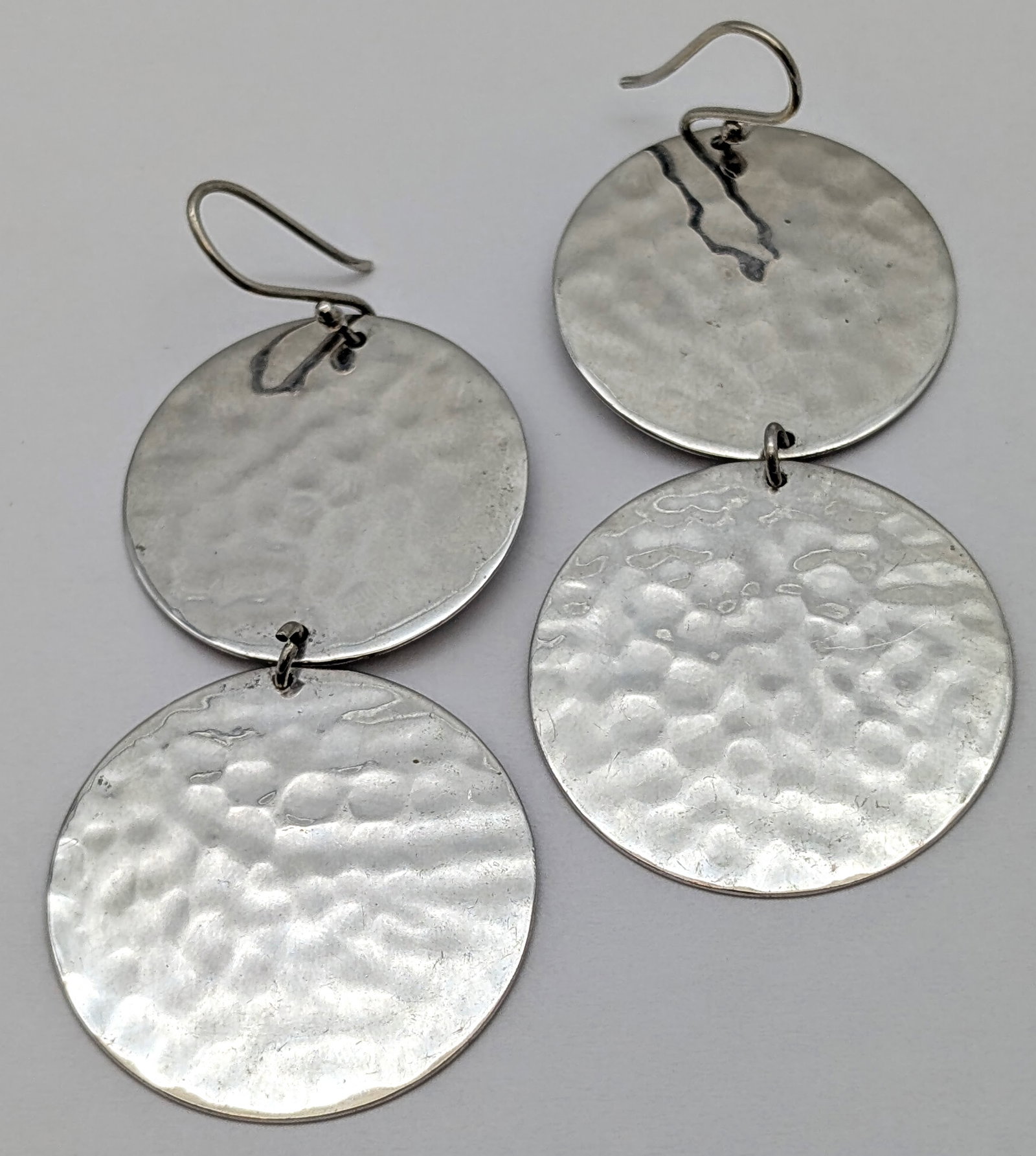 Classic Sterling Silver Double-Disc Dangle Earrings w/ Hammered Texture: _