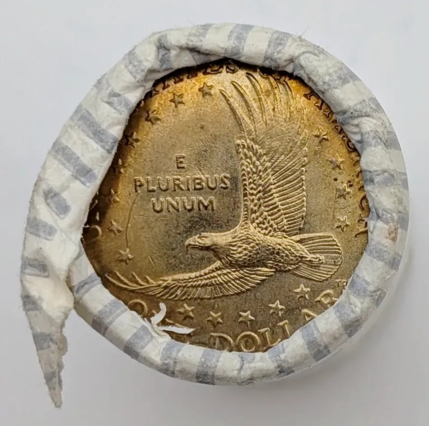 Roll of 25 Sacagawea Dollar Coins - 3