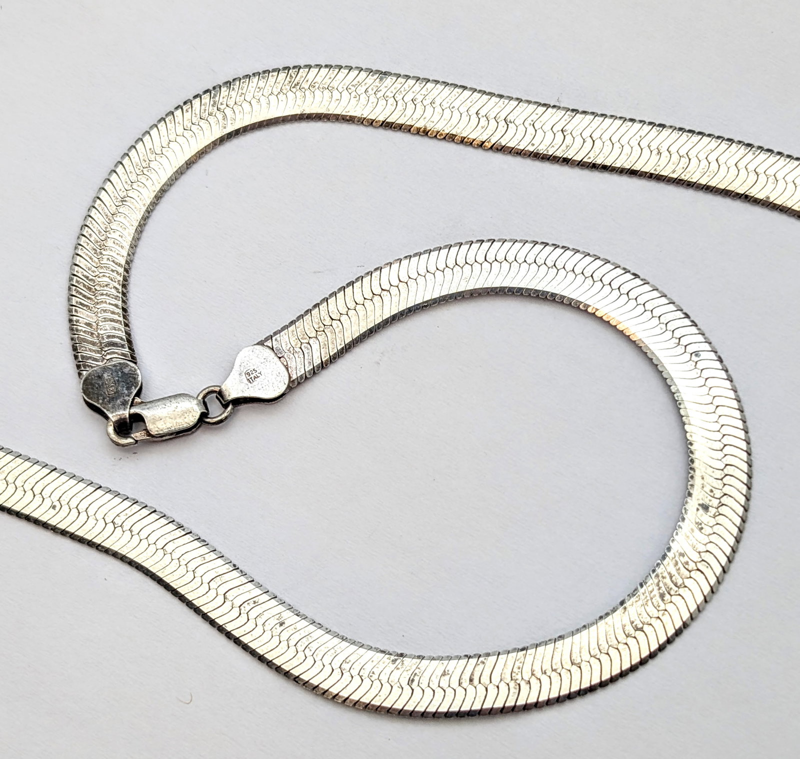 Timeless Sterling Silver Herringbone Necklace- 36.69g - 3