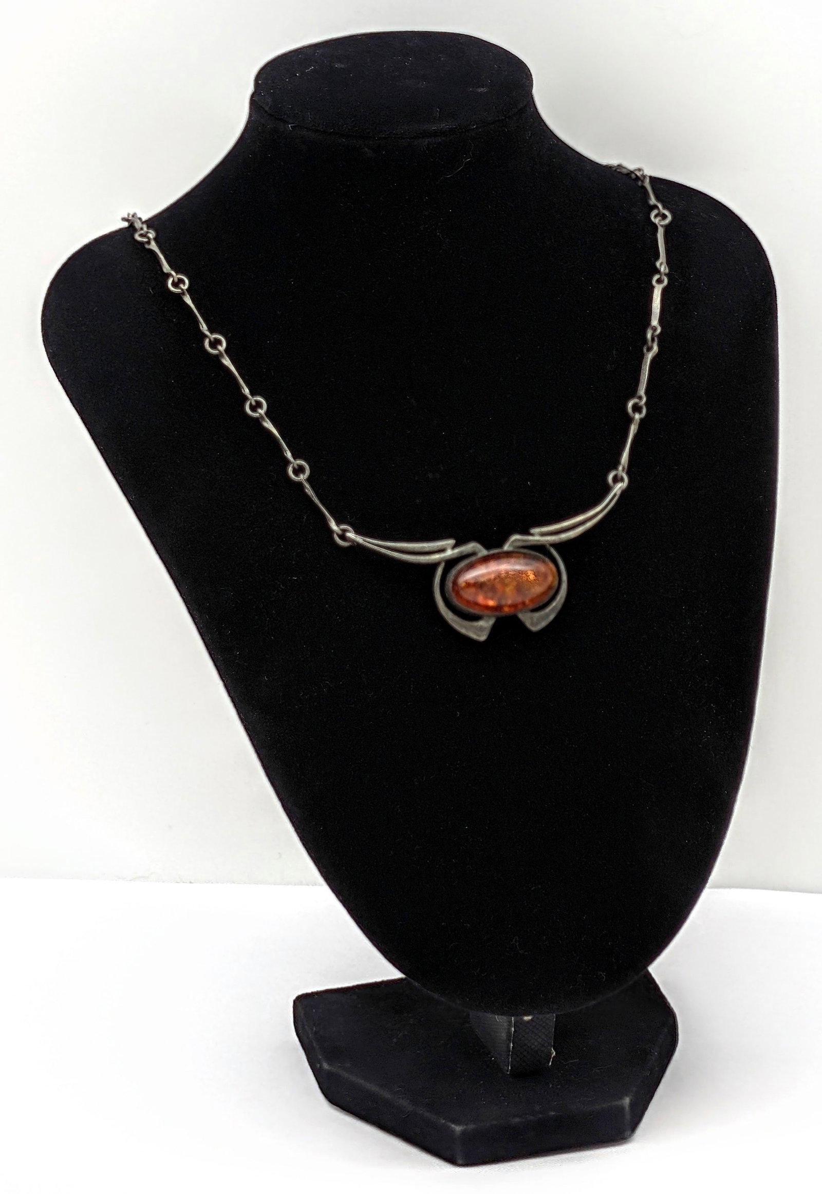 Vintage Sterling Silver Baltic Amber Modernist Necklace- 13.53 g: Length: 20in