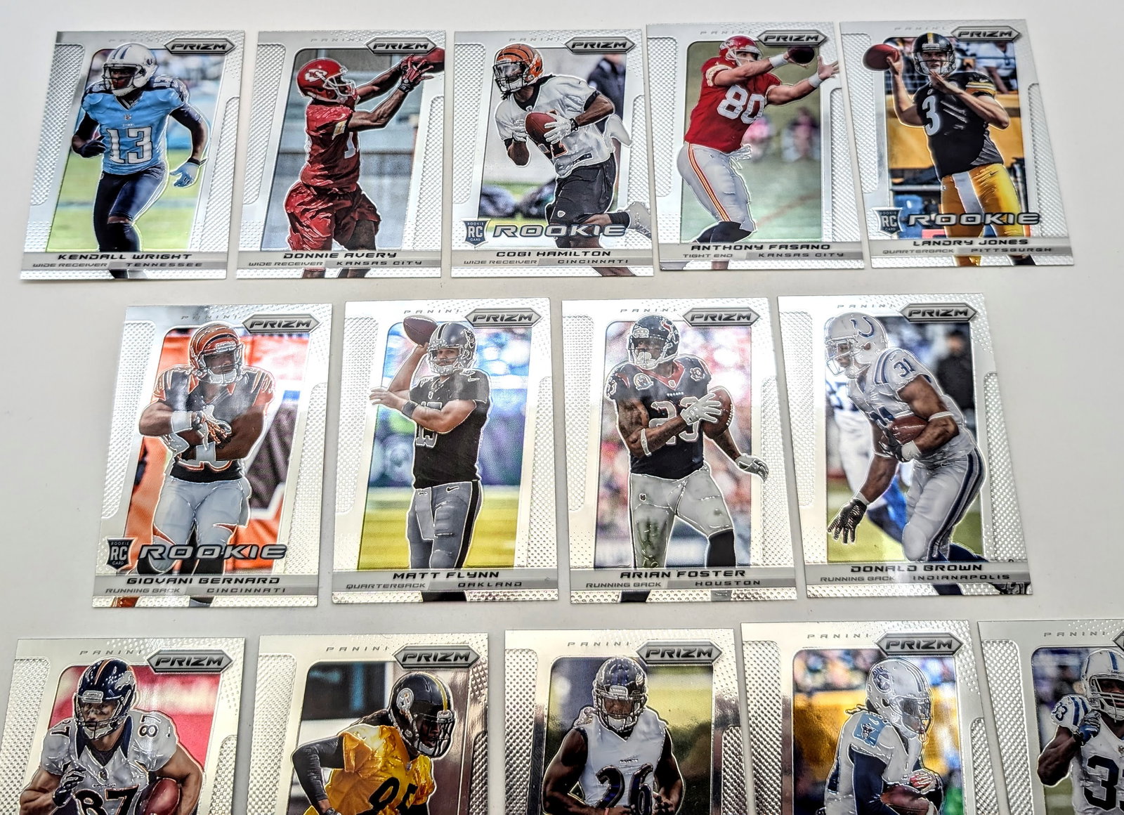 Large Lot of 2013 Panini Prizm NFL Trading Cards - 3