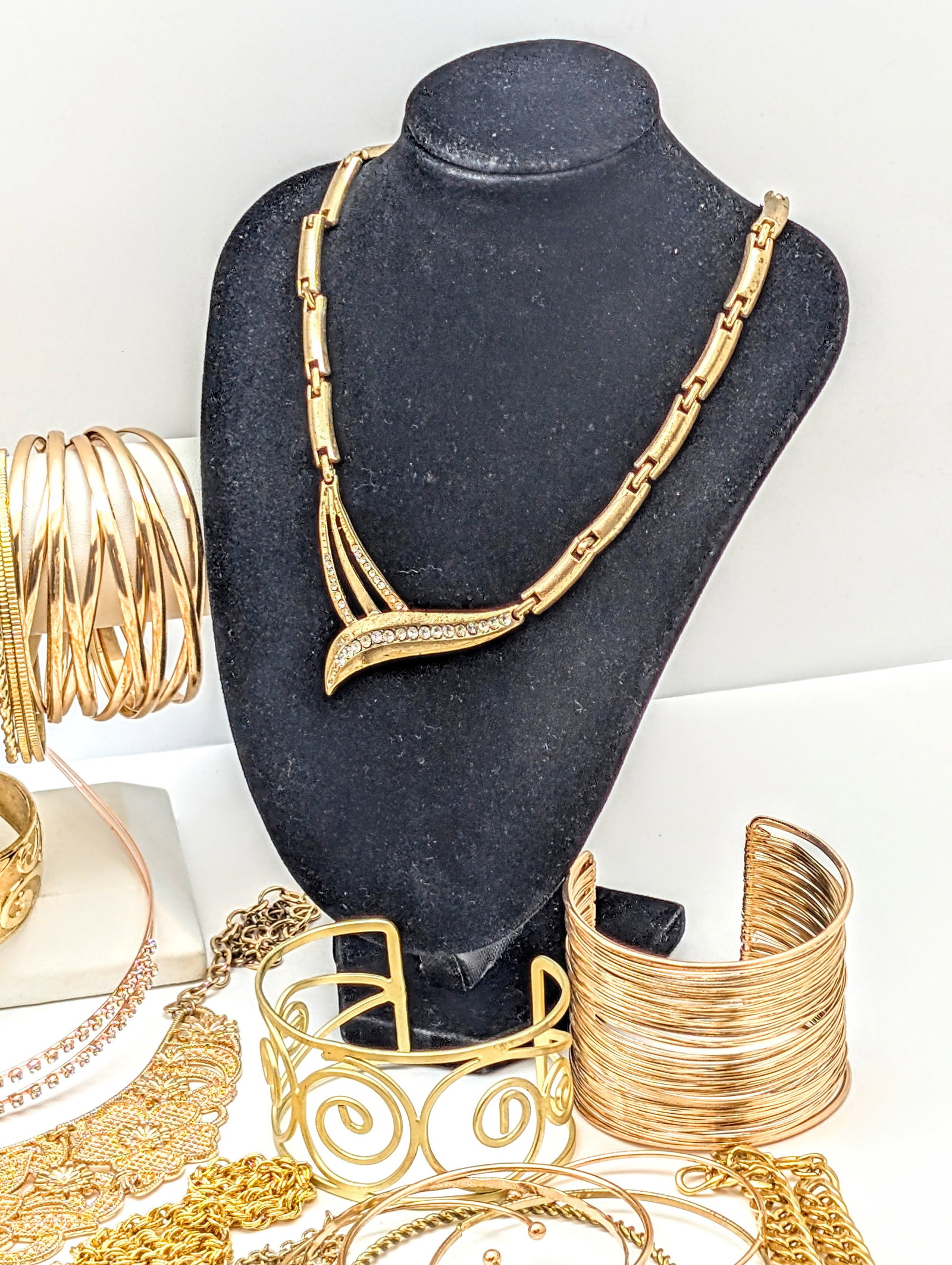 Large Lot of Gold Toned Jewelry- Necklaces, Bracelets, Pendants, etc - 3