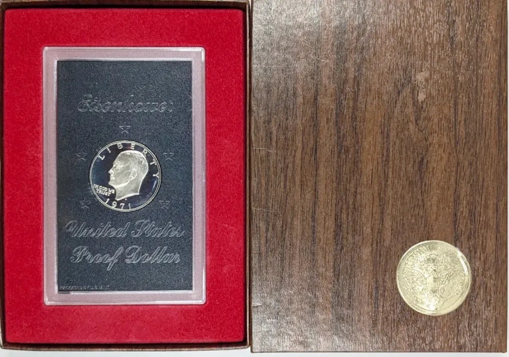 1971-S Eisenhower " Ike" Proof Silver Dollar: _