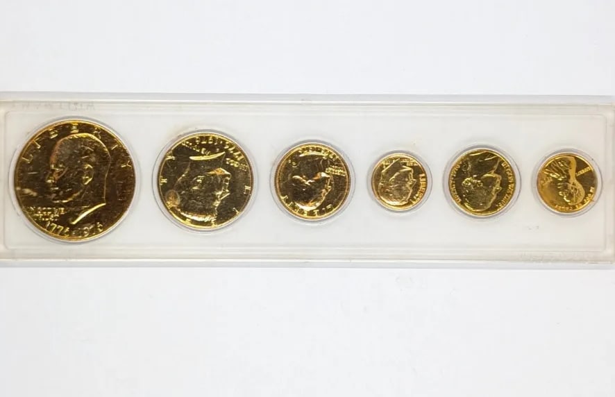 1976 Gold Plated Bicentennial Proof Coin Set: _