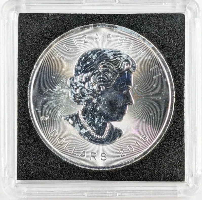 1 Ounce Fine .999 Silver Round- 2016 Canadian Maple: _