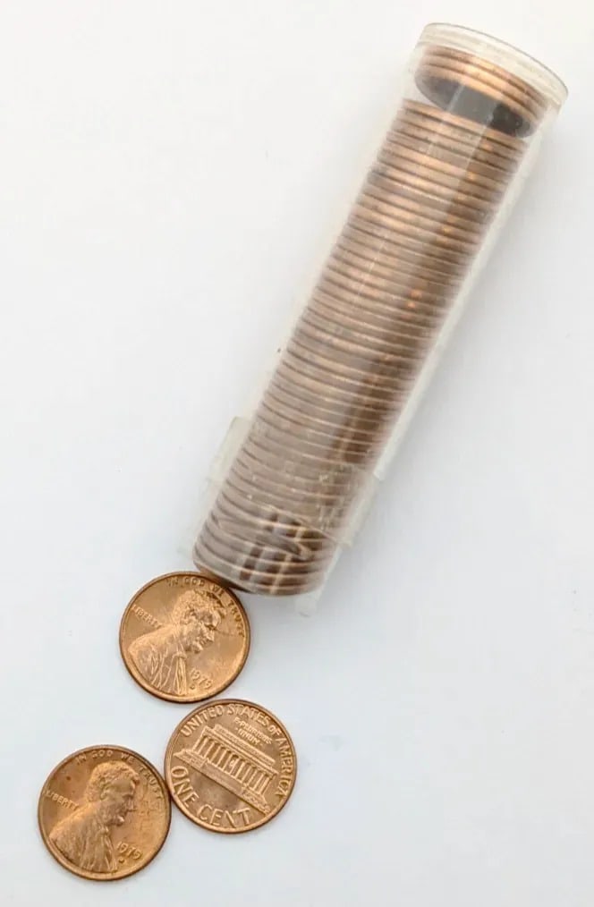 Tub of 50 1979-D Uncirculated Lincoln Cents: _