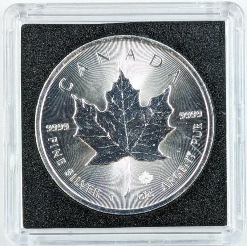 1 Ounce Fine .999 Silver Round- 2016 Canadian Maple - 2