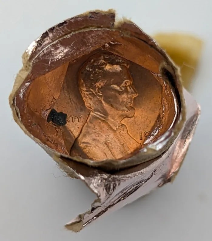 Roll of 50 1968 Uncirculated Lincoln Cents - 2