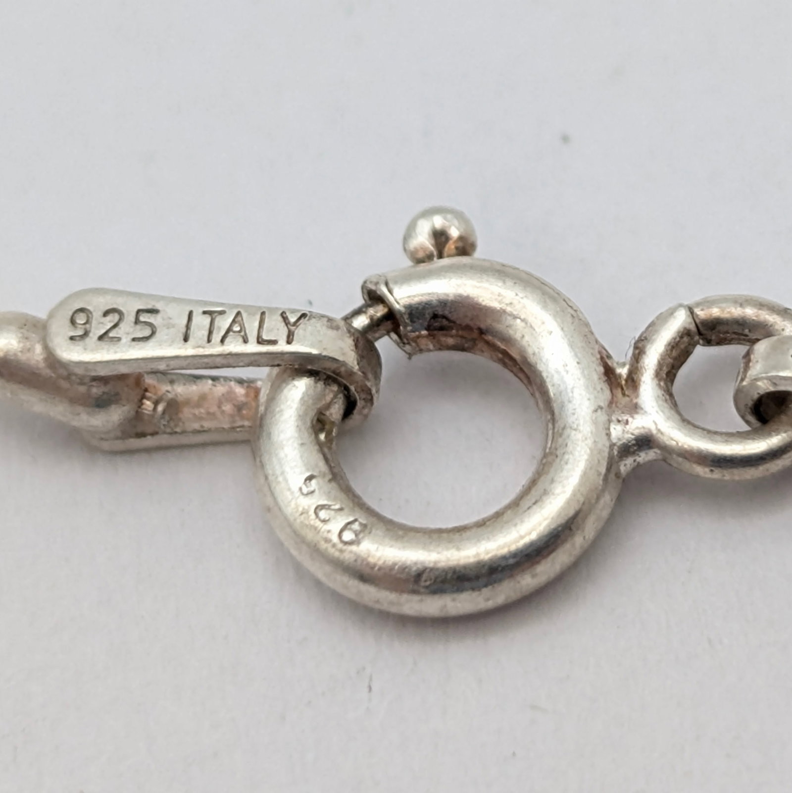 Classic Sterling Silver Necklace w/ Paw Print Pendant- 19.25g - 7