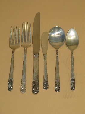 HEIRLOOM 'MANSION HOUSE' STERLING FLATWARE SET - 2