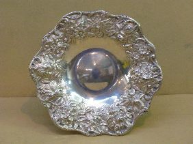 PR S KIRK & SON REPOUSSE STERLING COMPOTES - 2
