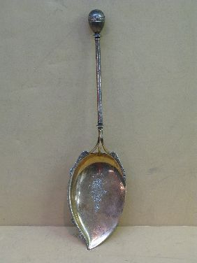 H RICHARDSON & CO VICTORIAN STERLING SLICE