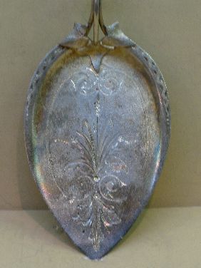 VICTORIAN STERLING PIE SERVER - 3