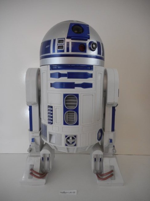 Star Wars R2-D2 Action Figure - Non Electric, movable legs and rotating head (1 of 3)