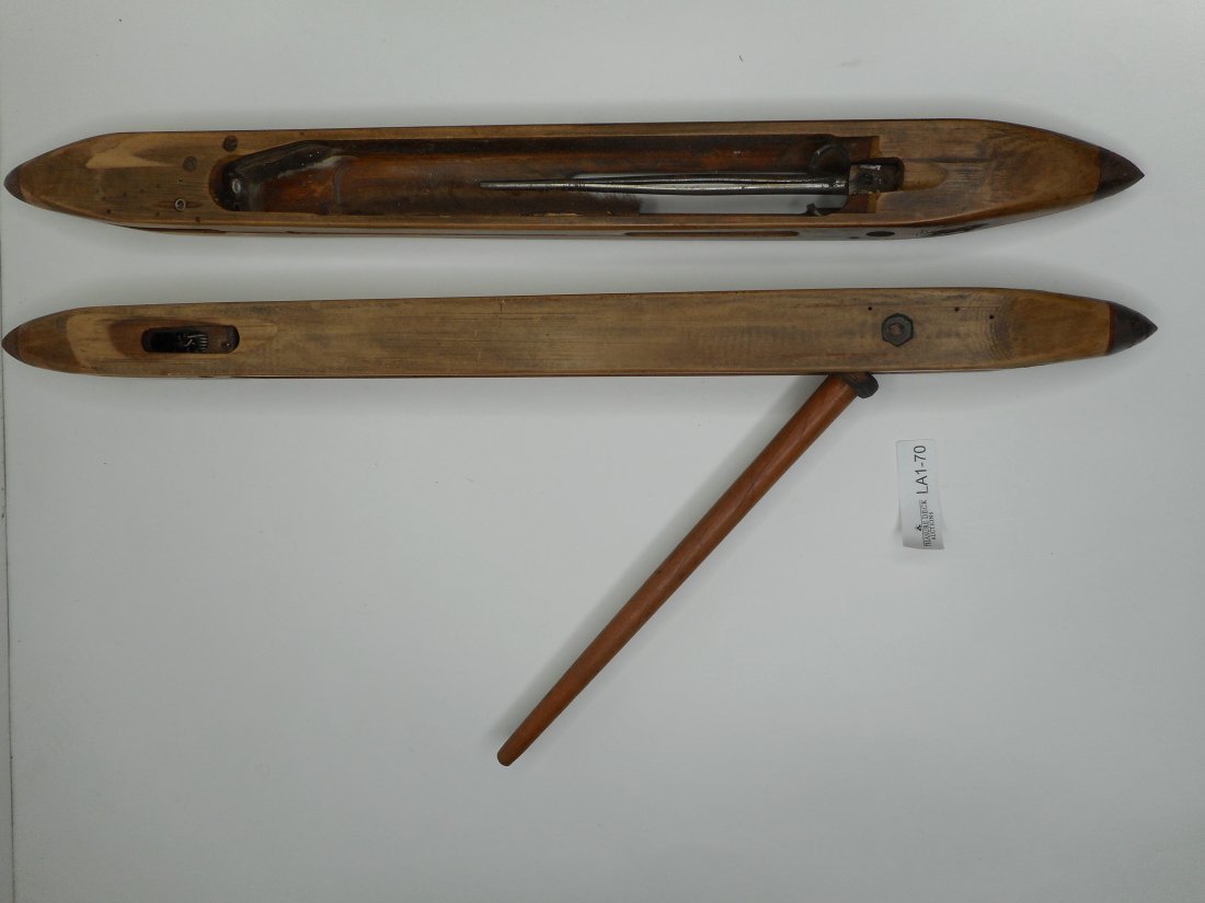 Pair of Vintage Wooden Weaving Loom Fly Shuttles, Textile Mill Weaving, Maker Name worn off (1 of 7)