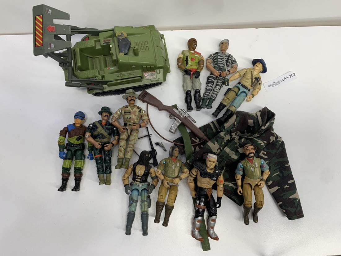1980s GI Joe Bomb Disposal Vehicle & Lot of Soldiers / Characters, Gear, Weapons, Miscellaneous (1 of 5)