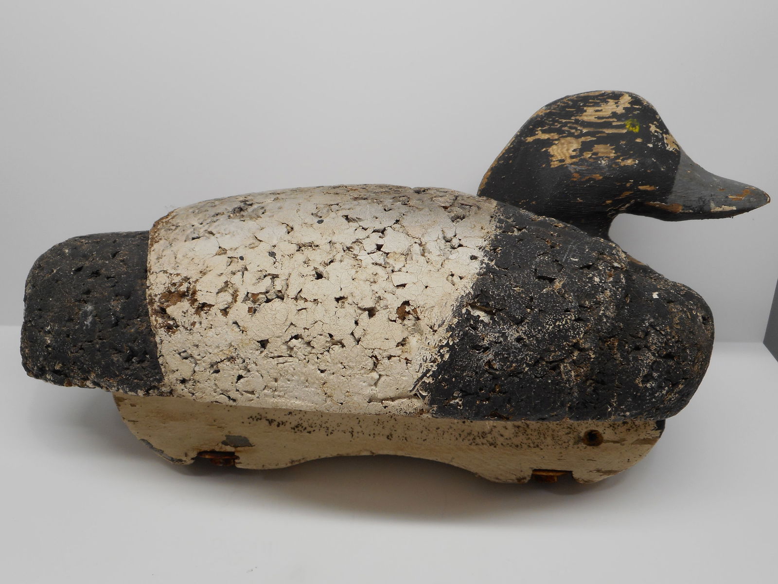 Antique Wood Canvasback Drake Duck Decoy, 13 inches, Handpainted, Very worn paint (1 of 7)