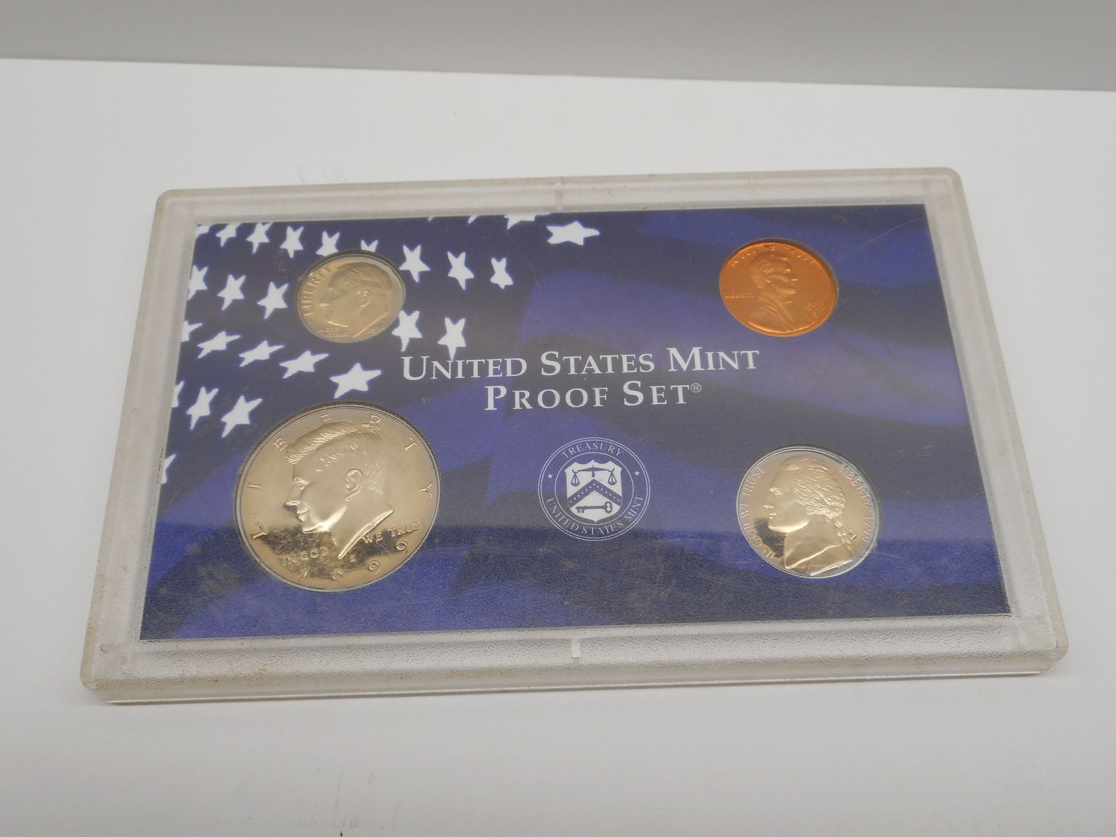 1999 United States Mint Proof Set in hard Plastic Case - Penny, Nickel, Dime & Half Dollar (1 of 3)