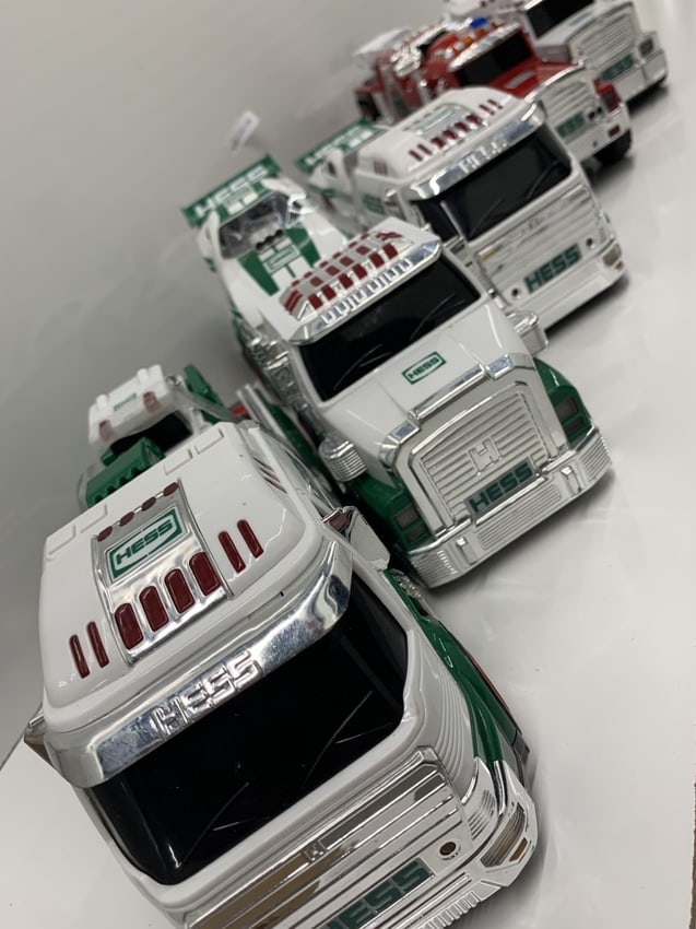5 Vintage HESS trucks - 4 carriers and 1 Firetruck, working, may need batteries (1 of 9)
