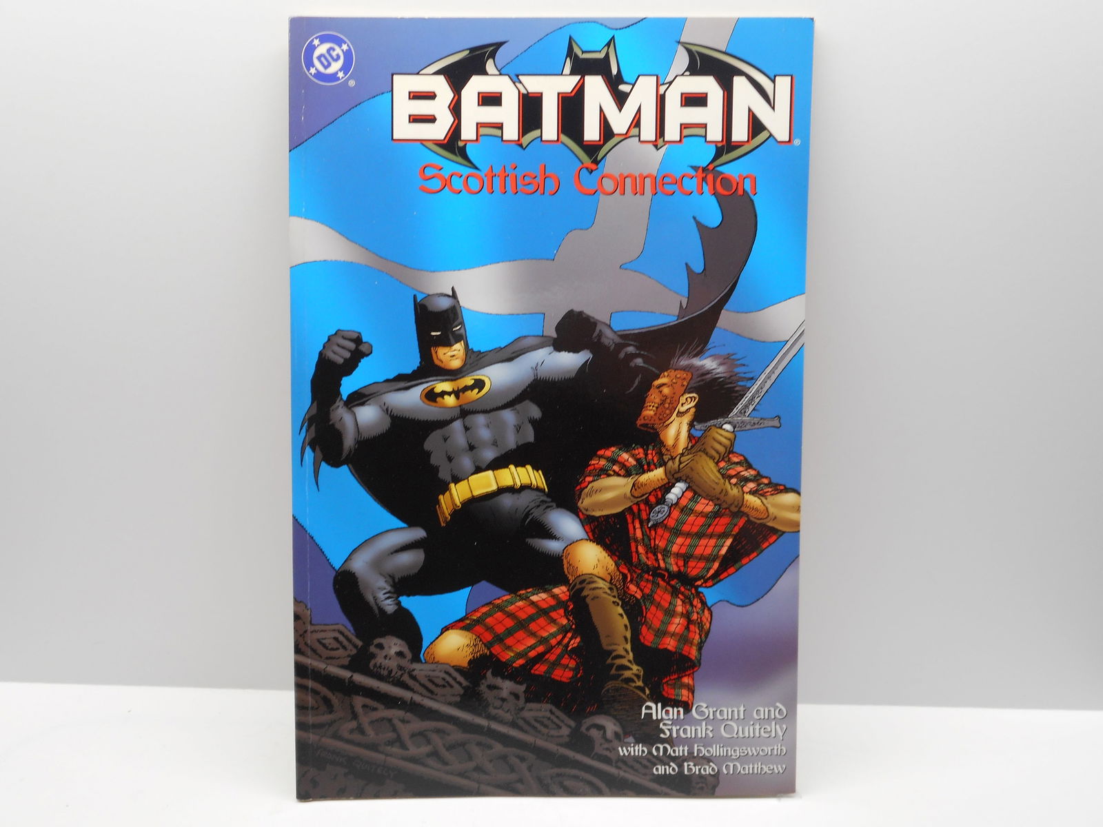 Vintage book - BATMAN Scottish Connection, 1998 DC Comics, by Grant and Quitely (1 of 4)