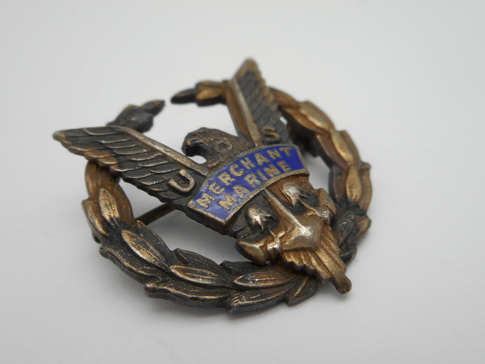 US WWII Merchant Marine Sterling Silver Pinback Badge / Lapel Pin, 1 inch (1 of 4)