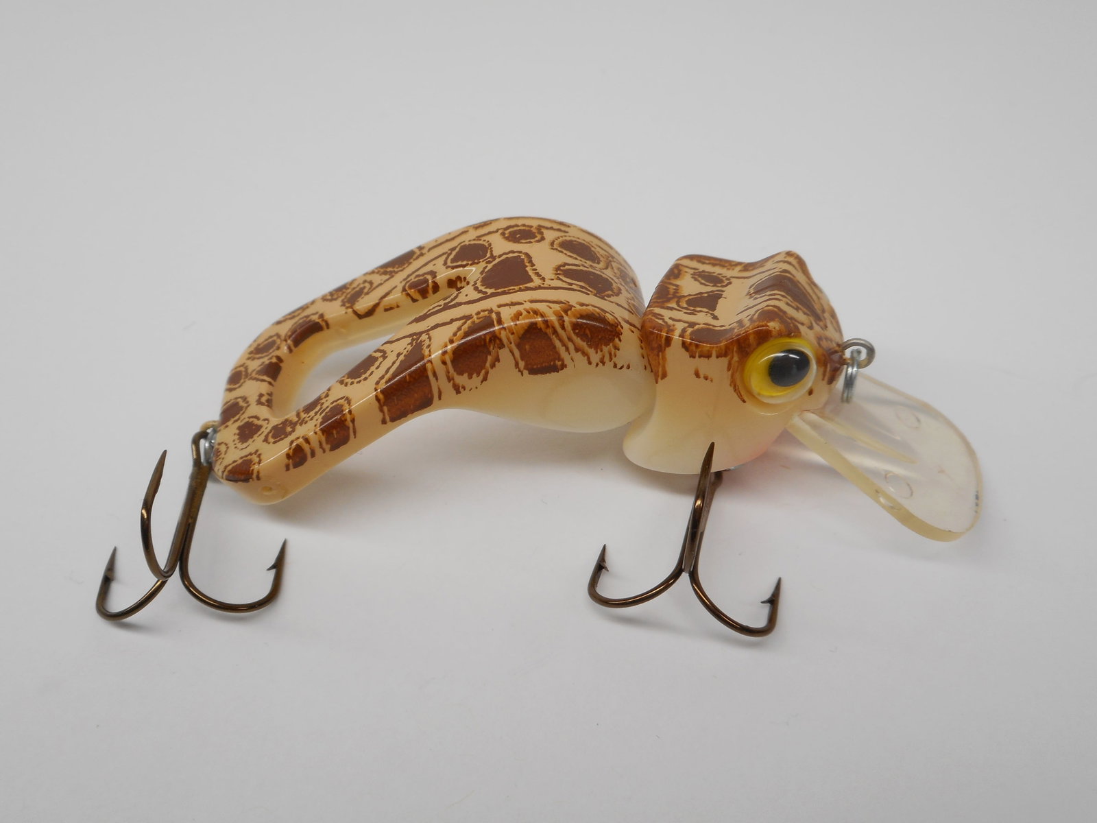 Vintage Fishing Lure - Leopard Pattern Frog - about 2.75 inches: Bidding on this item will be indication that the Bidder acknowledges that they have read and agreed to the Terms and Conditions posted to this Auction