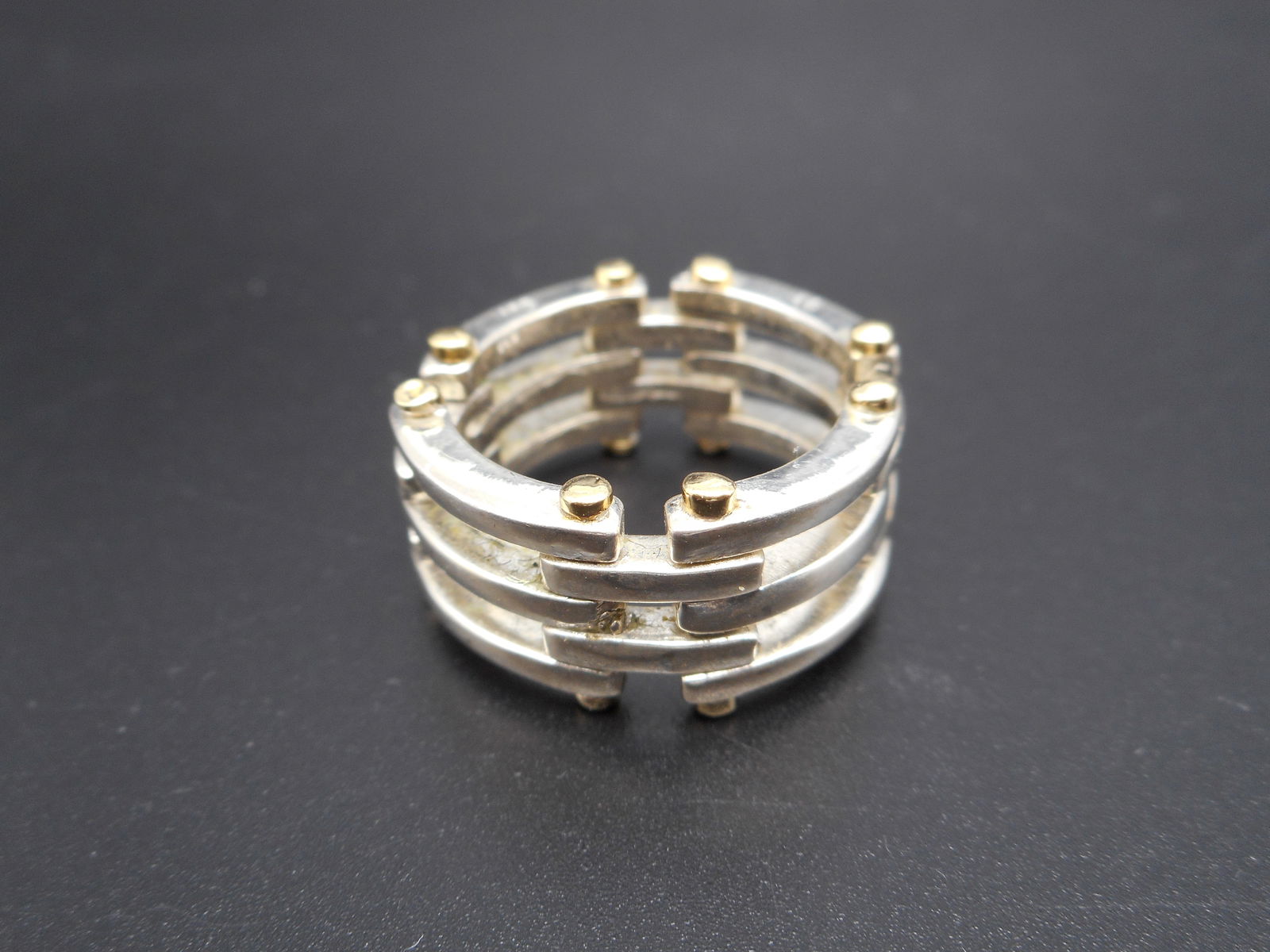 Modern Collapsible Gate Link Ring, Silver 925 with Gold Toned Accents, size 7, Marked and tested (1 of 3)