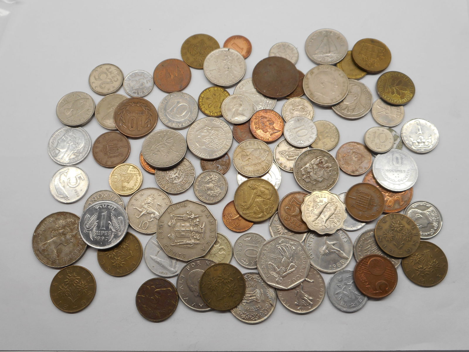 Lot of Mixed Foreign Coin Currency, For Collectible Purposes (1 of 5)