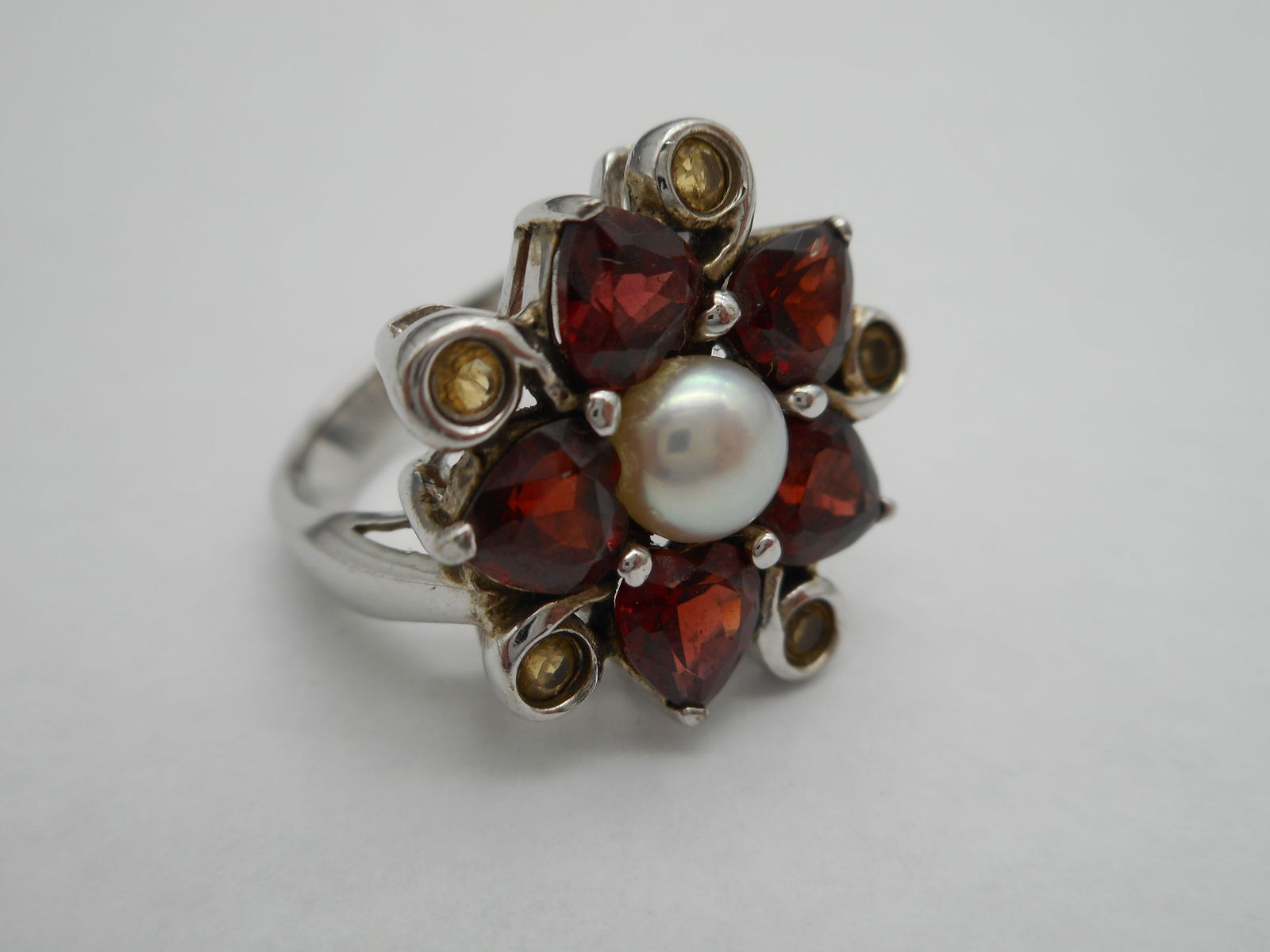 Designer 925 Sterling Ross Simons Flower Ring, Garnet, Citrine and Pearl, Size 6.25 (1 of 4)
