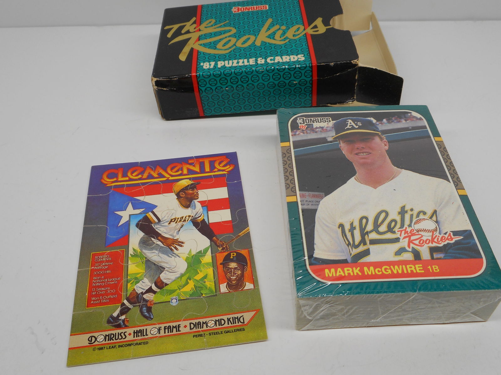 Sealed Cards - The Rookies, DonRuss 198715 piece puzzle & 56 cards, Box has minor wear, cards sealed (1 of 4)