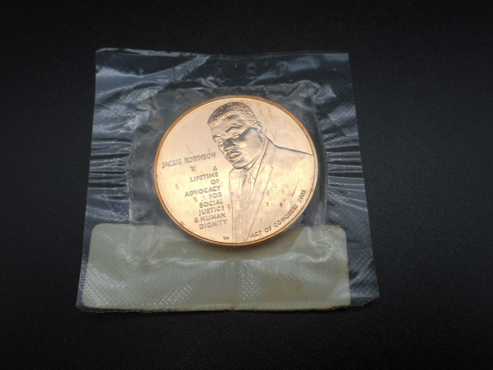 US Mint Jackie Robinson Commemorative Bronze Medallion, Baseball, Sealed Plastic Pouch (1 of 4)
