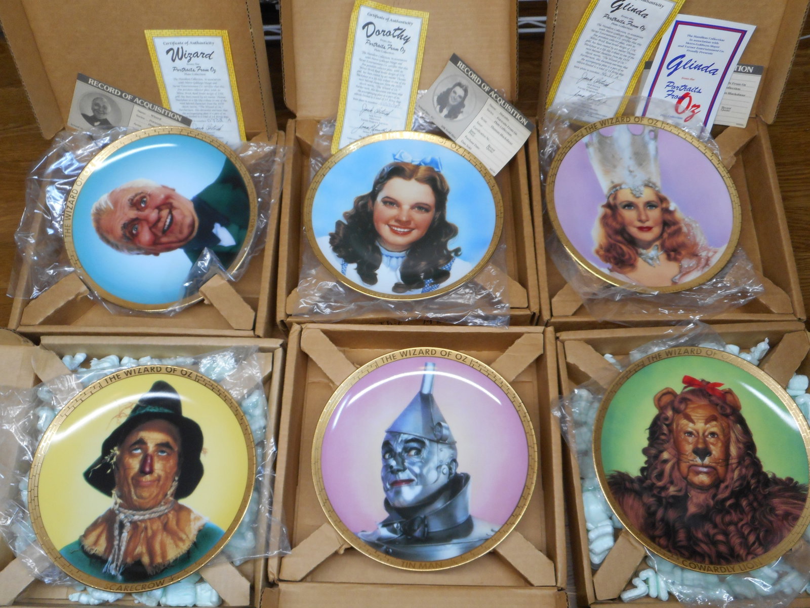 Portraits from Oz Plate Collection, The Hamilton Collection, Collectible, Some Paperwork Included: Bidding on this item will be indication that the Bidder acknowledges that they have read and agreed to the Terms and Conditions posted to this Auction