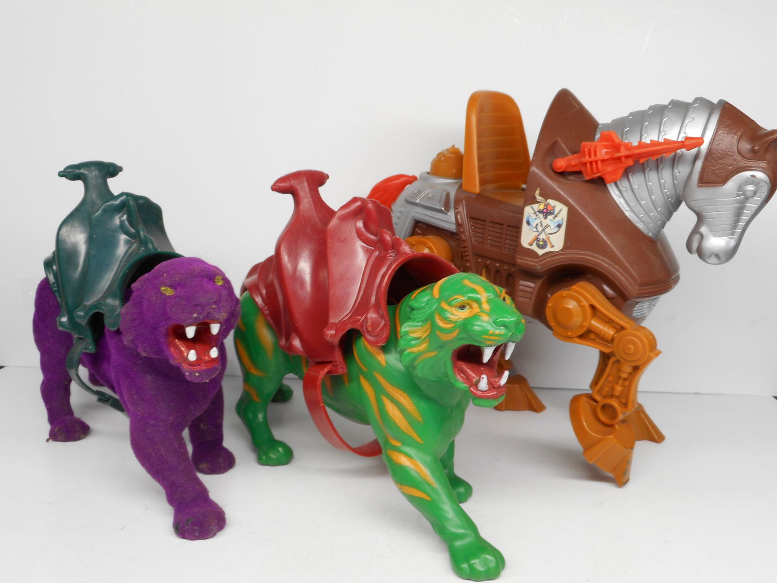 Vintage Lot of 3 He-Man Action Figure Vehicles and Accessories (1 of 6)